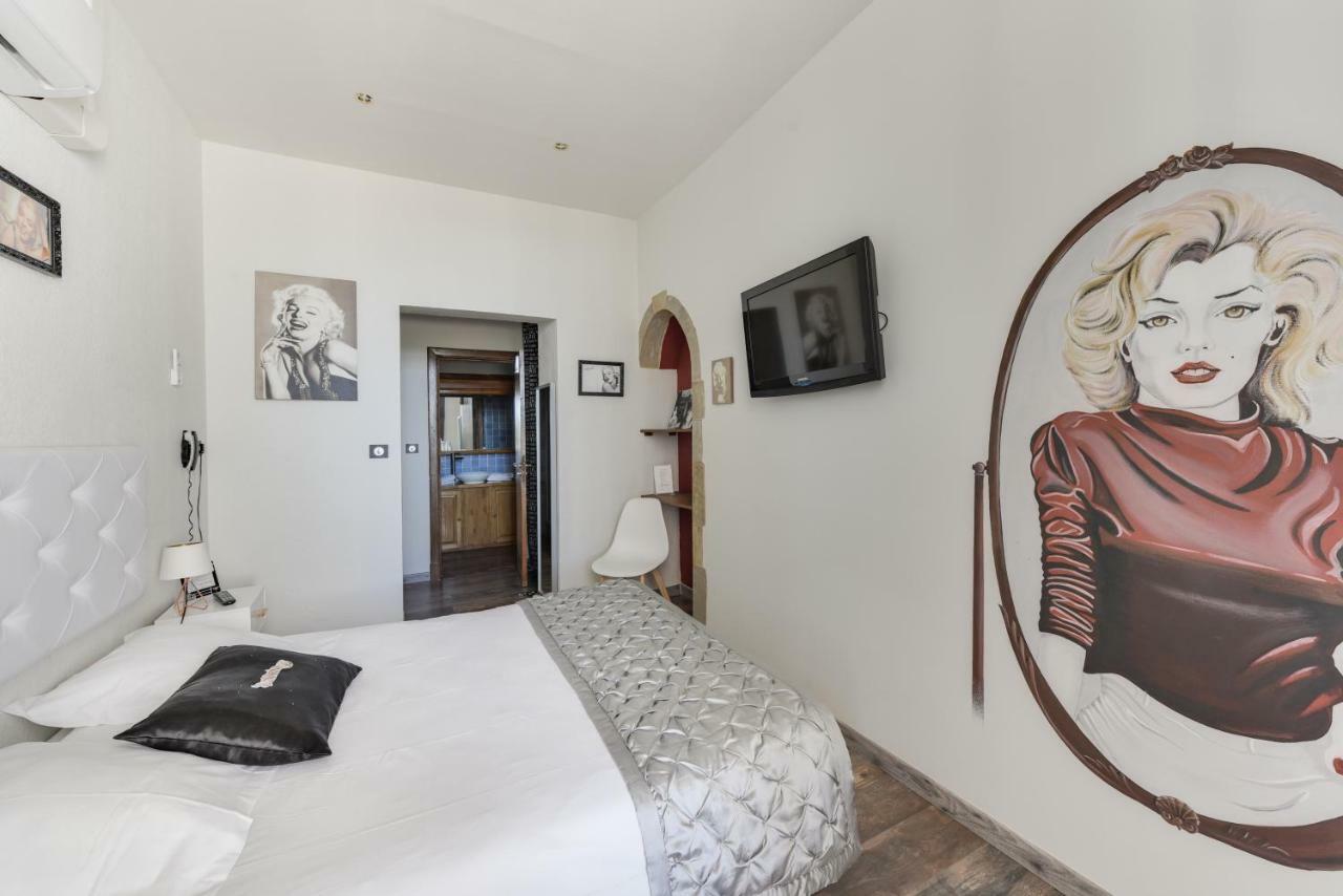Le Marina B Hotel La Ciotat Exterior photo